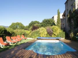 La Clavelière, Hotel in Saint-Auban-sur-lʼOuvèze