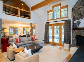 Truckee - The Lodge at Gray's Crossing, hotel amb aparcament a Truckee