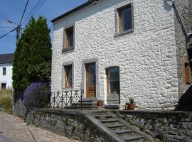 Celine - Maurenne, hotel in Hastière-Lavaux