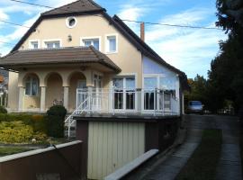 Rózsa Panzió, B&B in Balatonfüred