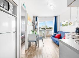 Apartamento El Dorado, Wi-Fi y aparcamiento gratuito, ferieanlegg i Playa de las Americas