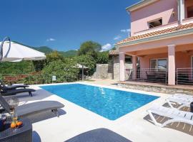 Gorgeous Home In Icici With Sauna, hotel in Ičići