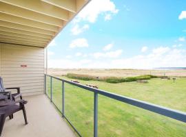 Merganser Condo, hotel di Moclips