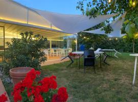 La Scuderia, hotel v destinaci Sarzana