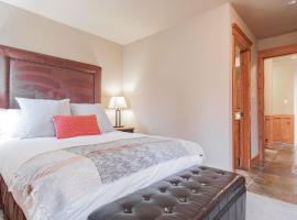 Wildwood Lodge by Outpost Whistler