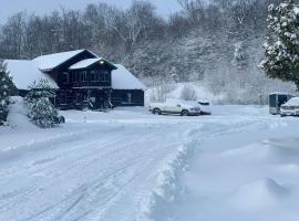 Tug Hill Resort, motel in Redfield