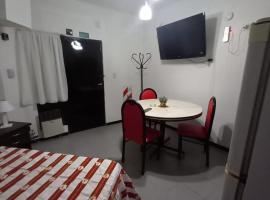 Apartamentos Willy - en Zona Residencial con Estacionamiento, hotel near Governor Francisco Gabrielli International Airport - MDZ, 