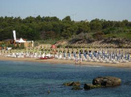 RESIDENCE LA DARSENA, hotel in Isola Capo Rizzuto