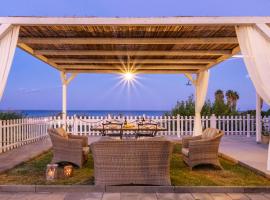 Beach Front Villas, hotel in Calabernardo