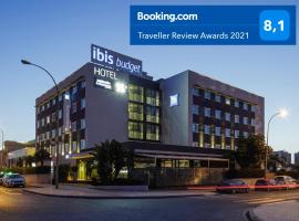 Ibis Budget Málaga Aeropuerto Avenida de Velazquez, hotel in Málaga