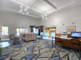 Oshkosh में, होटल Holiday Inn Express Hotel & Suites Oshkosh - State Route 41 by IHG