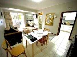 Laboria 102 & 103, hotel near Harrismith Airport - HRS, 