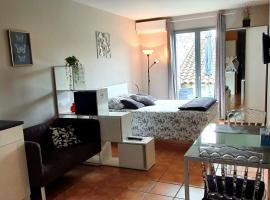 Studios du Rempart, hotel v Avignonu