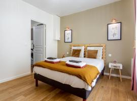 StayLib - Lovely 2 rooms porte de Montmartre, hotel near Mairie de Saint-Ouen Metro Station, Saint-Ouen