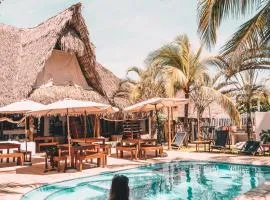 Paredon Surf House