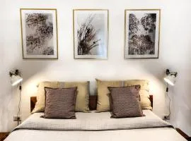 Porta Vicari with view in downtown