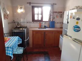 Casa en el centro de La Paloma, hotel in La Paloma