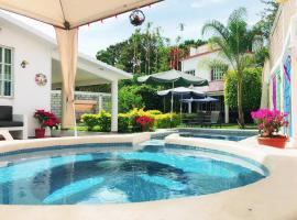 Preciosa Casa Maya Alberca y Jacuzzi Jiutepec Cuernavaca โรงแรมในจูเตเปค