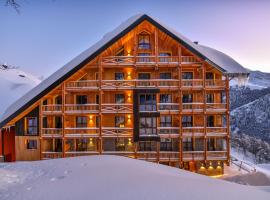 Chalet Everest - Luxury Apartments, hotel cerca de Monte Moro, Prato Nevoso