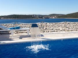 Stone House with swimming pool & Sauna, Beach, Sevid, hotel in Sevid