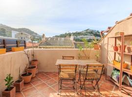 Apartment with terrace at 150 meters from the sea, apartman Marseille-ben