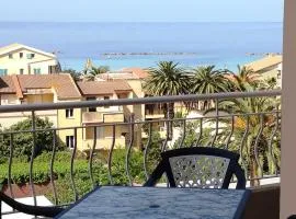 Romantic total sea view