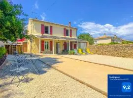 Maison de Village Atypique 8-10 pers