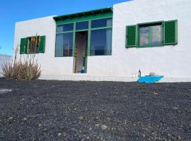 Villas Yaiza. El Golfo, Hotel in El Golfo