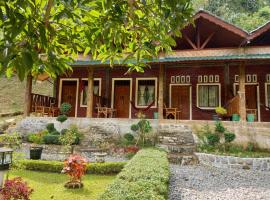 Sahnan Guest House, hotell i Bukit Lawang