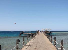 Chalet at Stella Makadi Beach, cabin in Hurghada