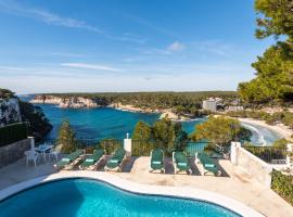 Villa Acantilado, hotel with pools in Ferreries