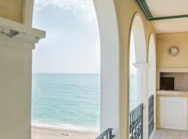 Prestigioso attico sul mare