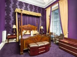 New Town Hotel