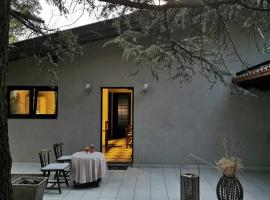 MilBor Fruška Gora, villa in Novi Sad