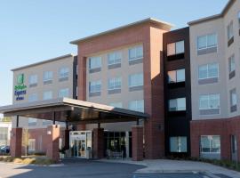Holiday Inn Express & Suites - Summerville, an IHG Hotel, hotelli kohteessa Summerville