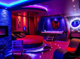 L'Insolite Spa Privatif ''Suite Luxueuse-Jacuzzi