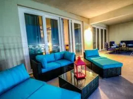 BRAND NEW!Laketown Wharf 334! Beautiful 3 BD, Great Amenities, And Great Location