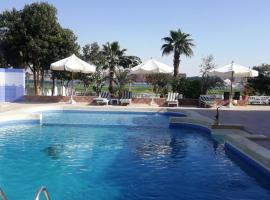 Nile View Hotel, отель в Луксоре