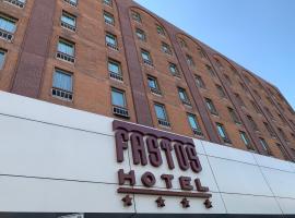 Fastos Hotel, hotel en Monterrey