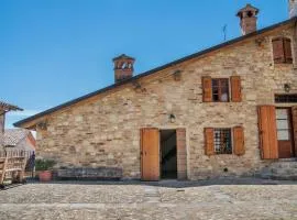 Tranquil Village Stay with Fireplace