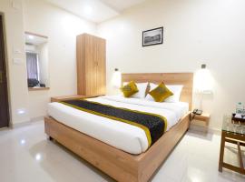Hotel Prime Inn, hotelli kohteessa Warangal