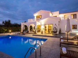 Cocoon Luxury Villa In Coral Bay-3 Min To Beach