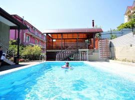 Guest house Ameliya, hotel Thirty-three waterfalls környékén Vardanyében