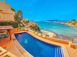 El Portet - beachfront holiday home with private pool in Moraira, villa in Moraira