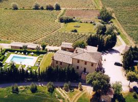 Agriturismo Palazzo Bandino - Wine cellar, on reservation restaurant and spa, smještaj na farmi u gradu 'Chianciano Terme'