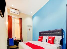 OYO 90217 Cmb 37 Guest House, hotel in Malang