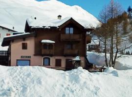 Al Dos، مكان إقامة مع الخدمة الذاتية لإعداد الطعام في ليفينو