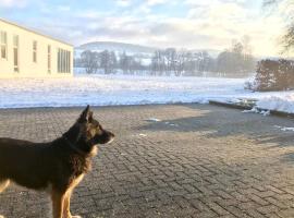 Ferienhaus Talblick, hotell med parkering i Alpenrod