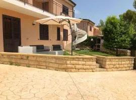 One bedroom appartement at Lido di Noto 400 m away from the beach with enclosed garden and wifi