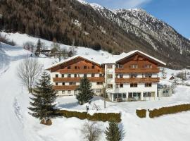 Hotel Kaserhof, hotel en Valles